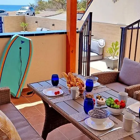 Casa Lalamar, * La Lajita