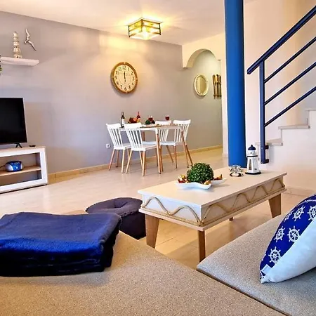 Casa Lalamar, Holiday home
