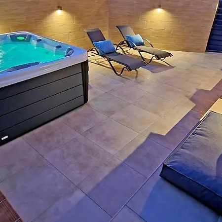 Holiday home Casa Lalamar, *