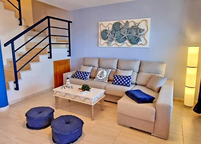 Casa Lalamar, *